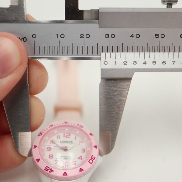 NOS Lorus Pink Analog 29mm Watch Backlight Silicone Strap New in Package Working - Picture 12 of 12